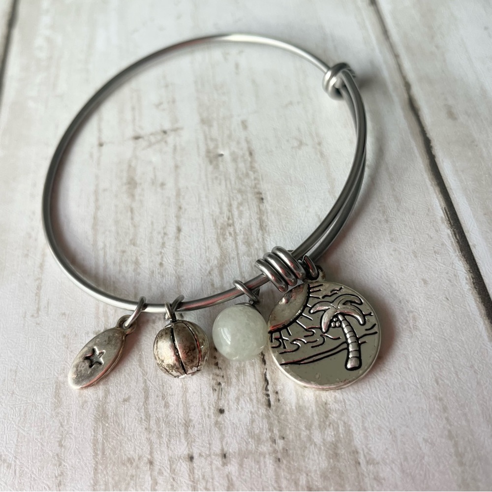 UNWRITTEN • Life’s A Beach Charm Bangle Bracelet Stainless Steel